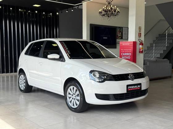 VOLKSWAGEN POLO 1.6 MI 8V TOTAL FLEX 4P MANUAL